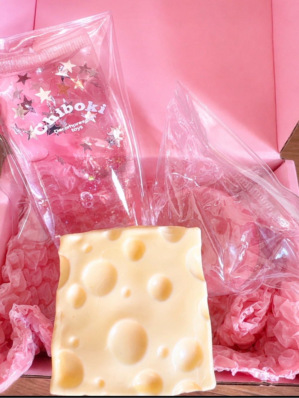 Mellow squish toothpaste squish & 0 bounce back cheese, & coconut oil squish.